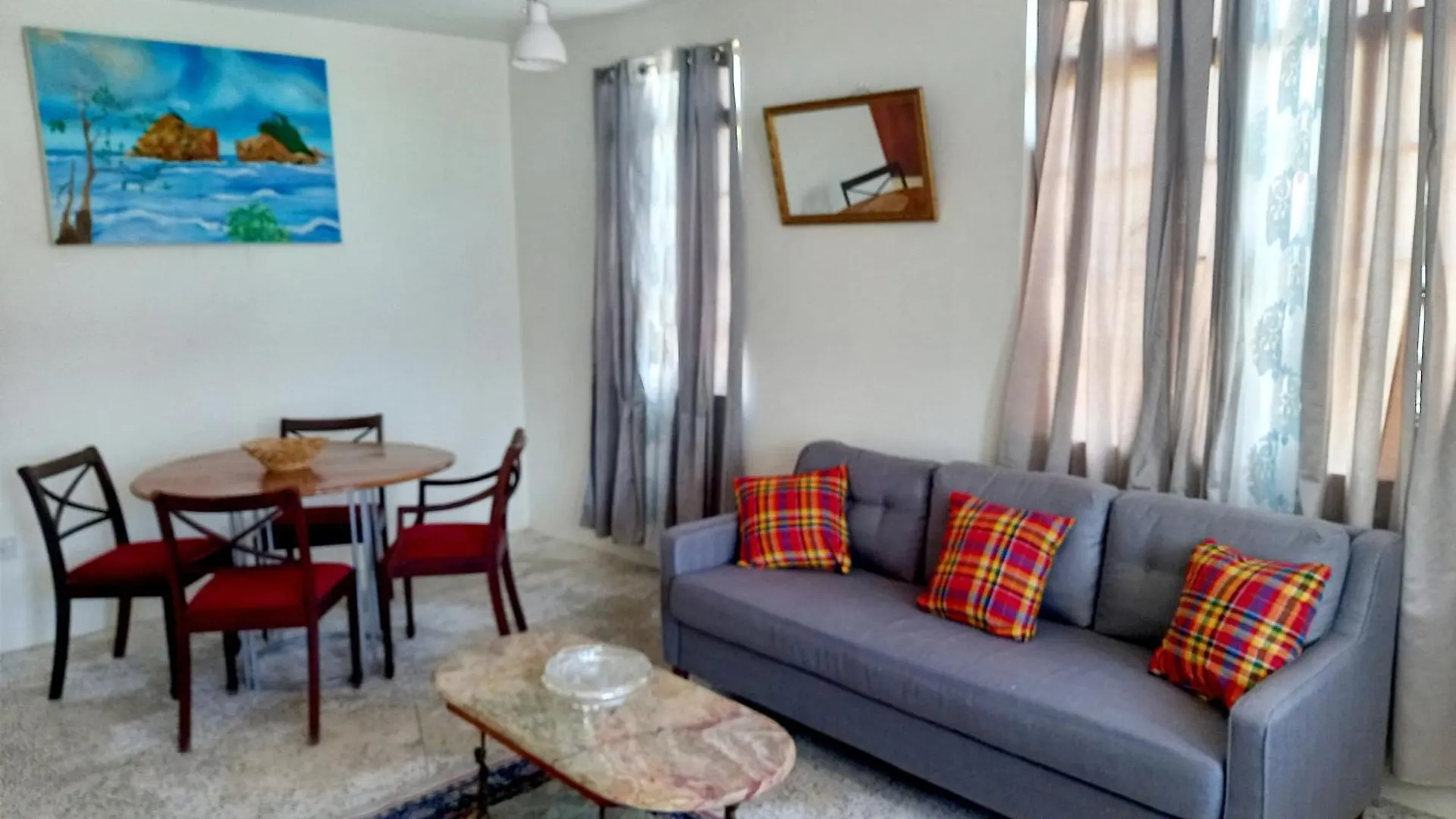 Dado\'S Place - 2 Bedroom House With Ac And Verandah location